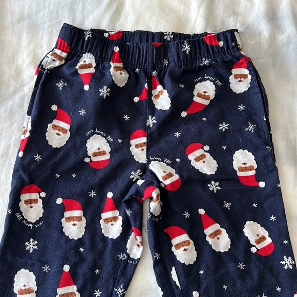 Old Navy Christmas Pajama Set - Picture 6 of 9